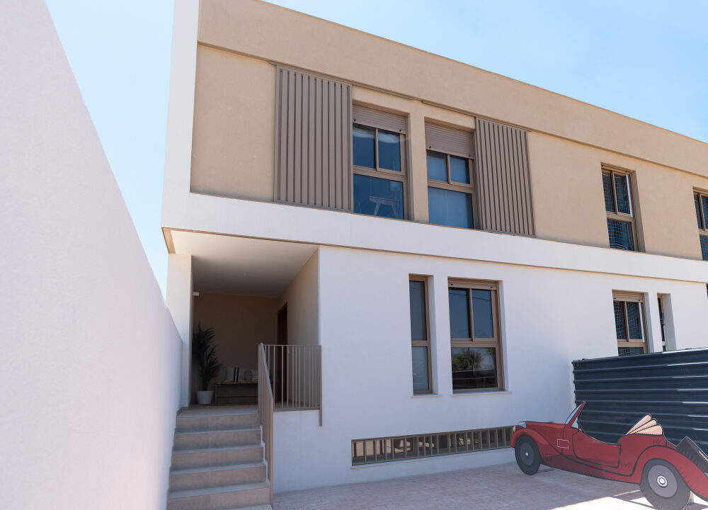 8E79D9B8-BBC0-4A35-85F3-C873A6769092