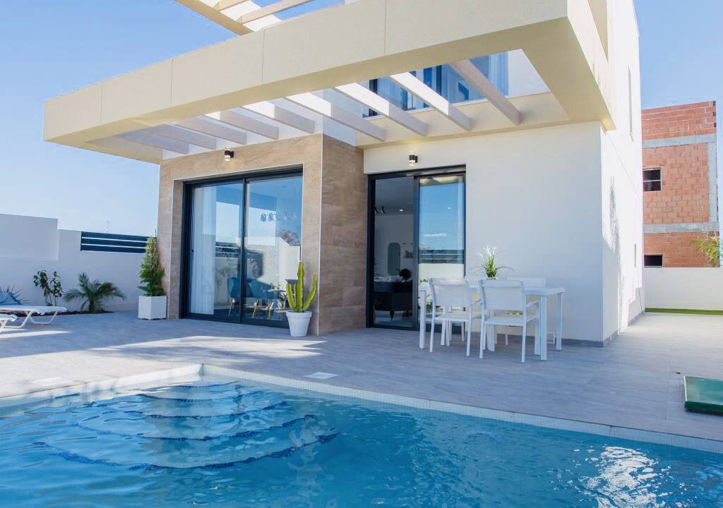 D6FF9FB0-2A08-40F5-8AF1-86819FC2E0F0