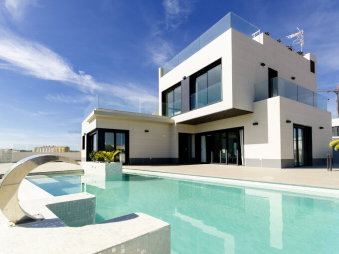 Luxe villa in Campoamor met prachtig zeezicht