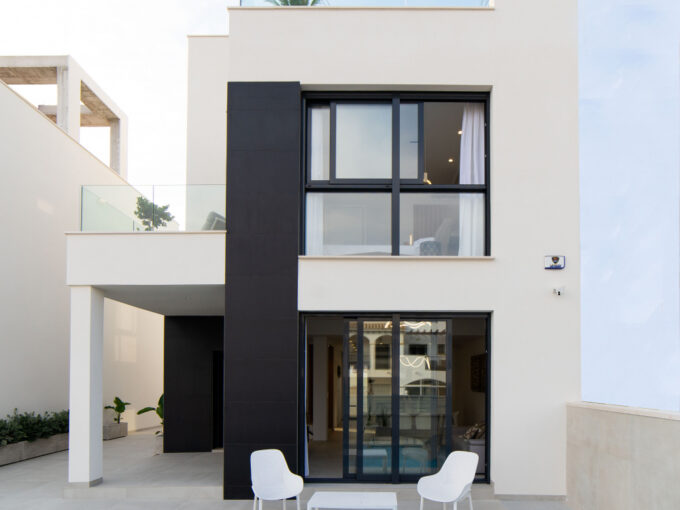 Vrijstaande villa’s in Orihuela Costa – Punta Prima