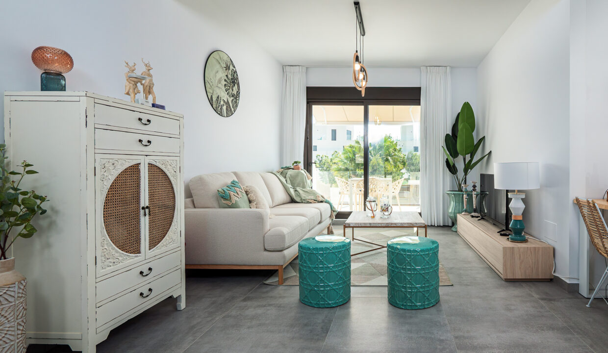 P1133667-Edit_Salon_2500