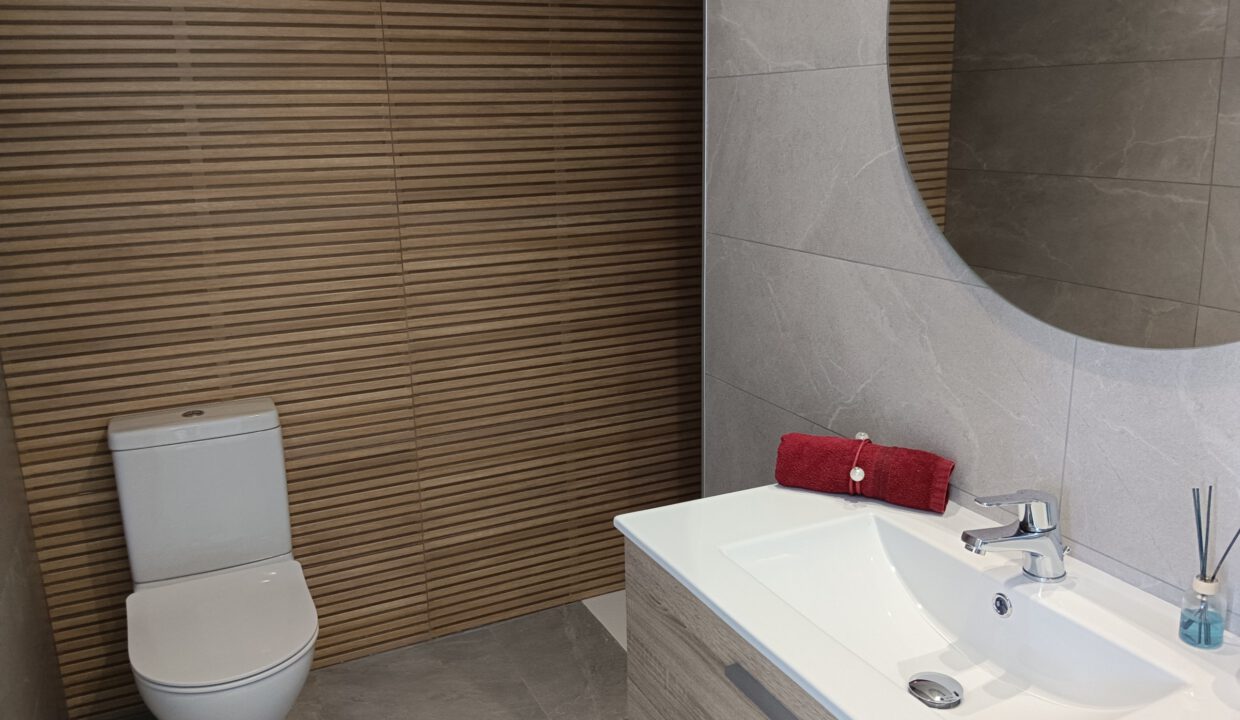 IMG_20230426_124454-scaled