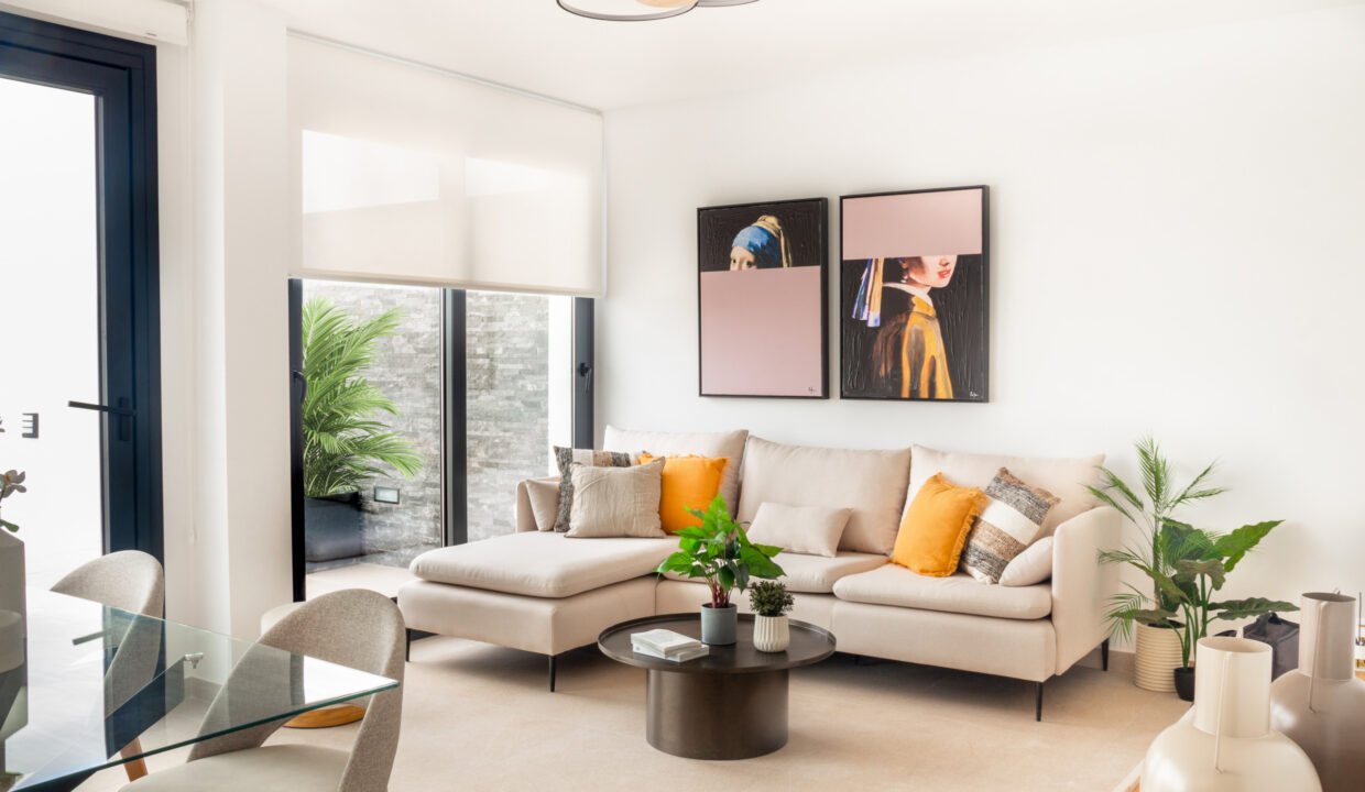 IMG_2935-0-00-00-00-scaled