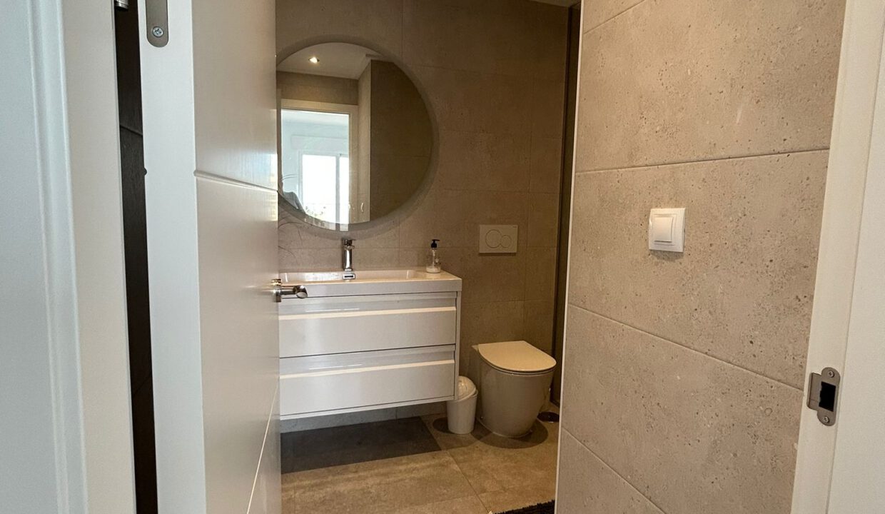 WhatsApp-Image-2023-11-03-at-1.27.54-PM-2