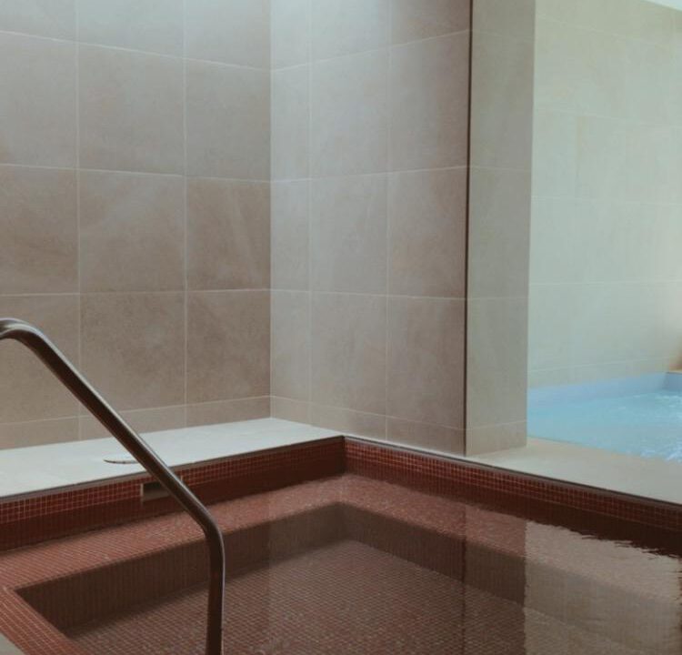 65968084-80C8-4AF3-B1FE-C3778DF30AFB