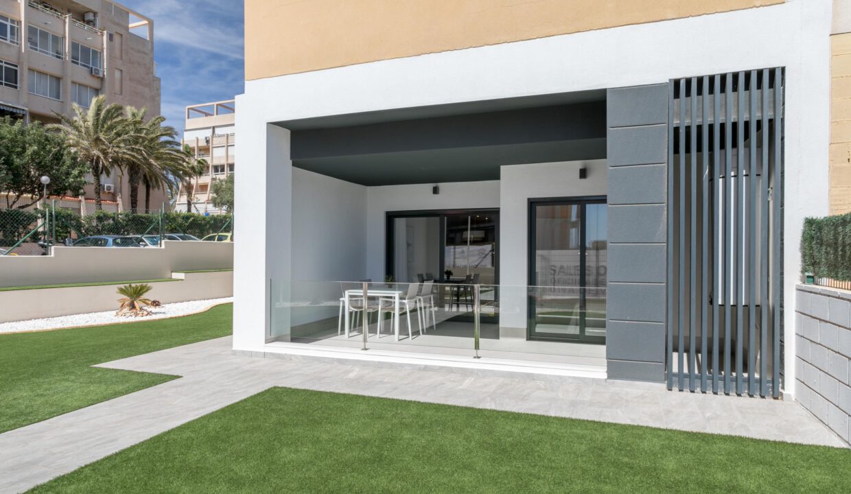 A5.2_Eden-Beach-apartments-La-Mata-terrace-May-24-scaled