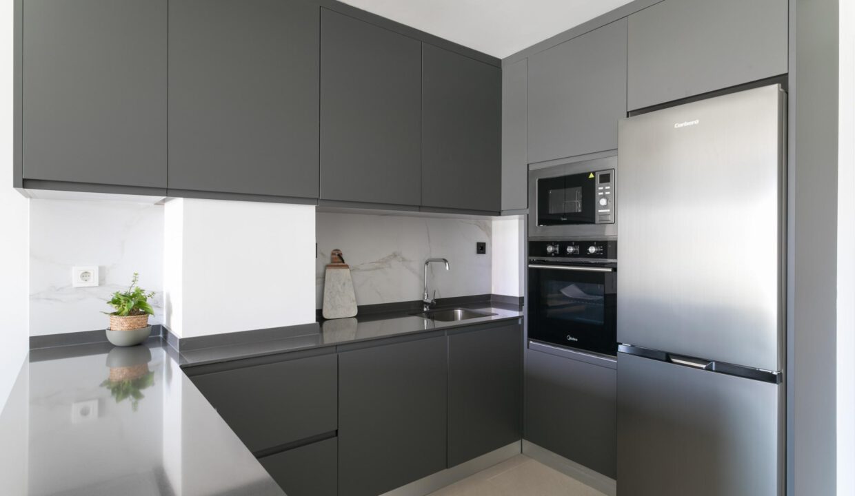 B4_Eden-Beach-apartments-La-Mata-Kitchen-May-24-scaled