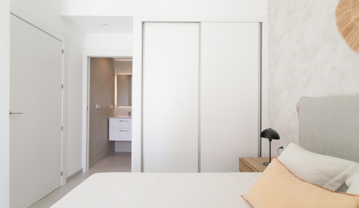 B6.2_Eden-Beach-apartments-La-Mata-Bedroom-May-24-scaled