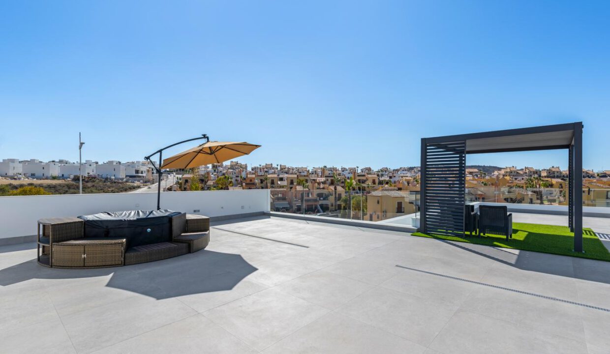 Oasis-Villas-Show-House-Model-Sun26