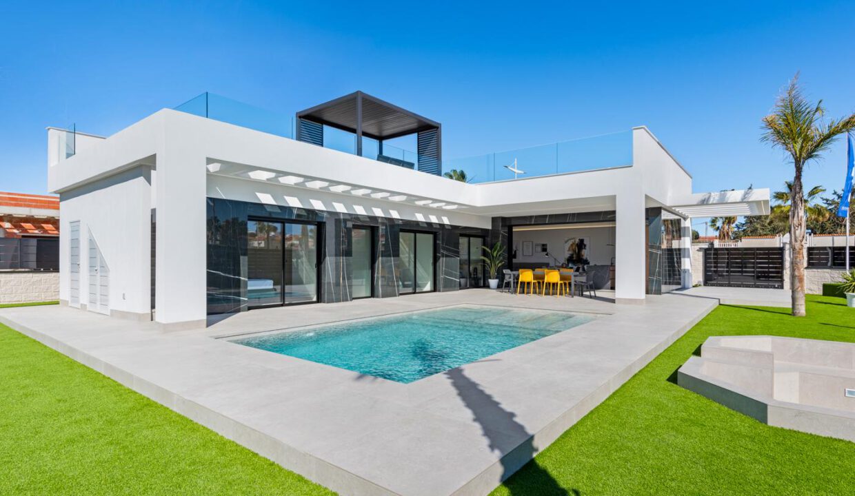 Oasis-Villas-Show-House-Model-Sun36