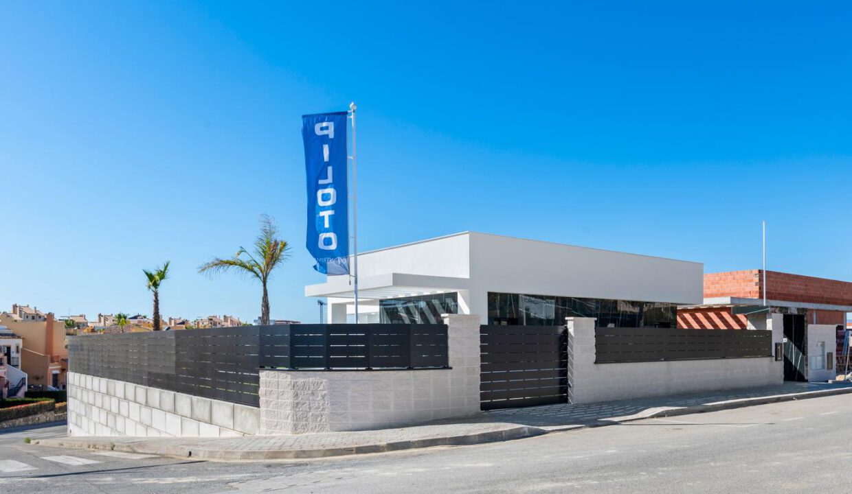 Oasis-Villas-Show-House-Model-Sun46