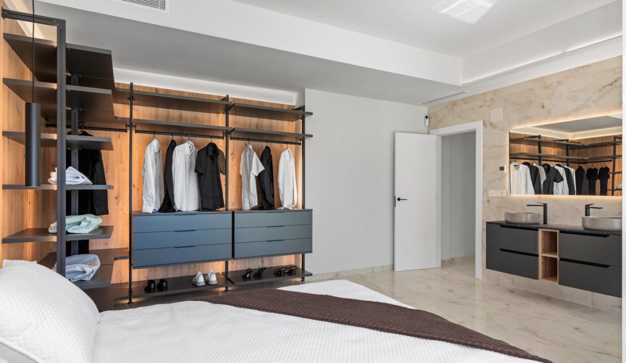 Oasis-Villas-Show-House-Model-Sun9