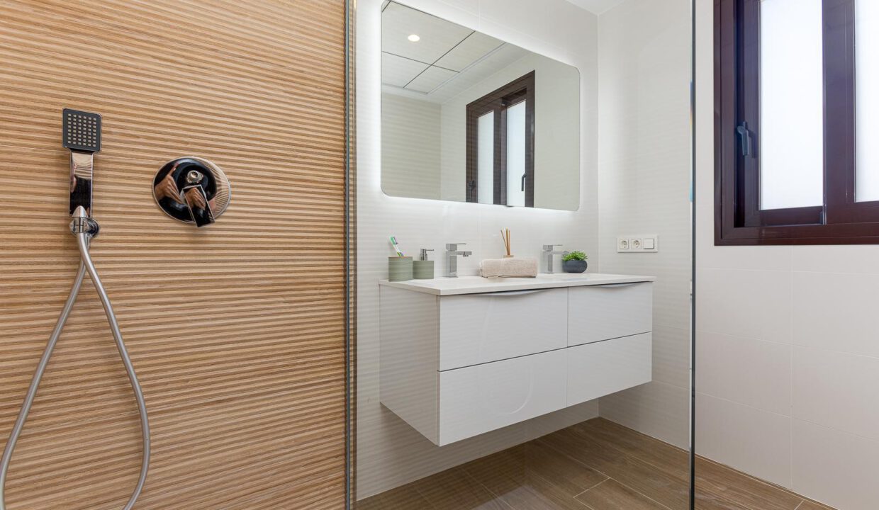 SaliSol-Hills-8-de-112